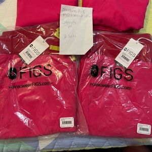 FIGS medium petite Zamora shocking pink